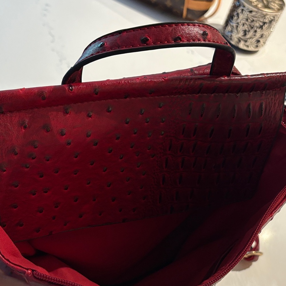Chic Red Textured Backpack - Picture 3 of 9